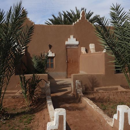 Carrefour Des Nomades Hotel Oulad Driss Exterior photo